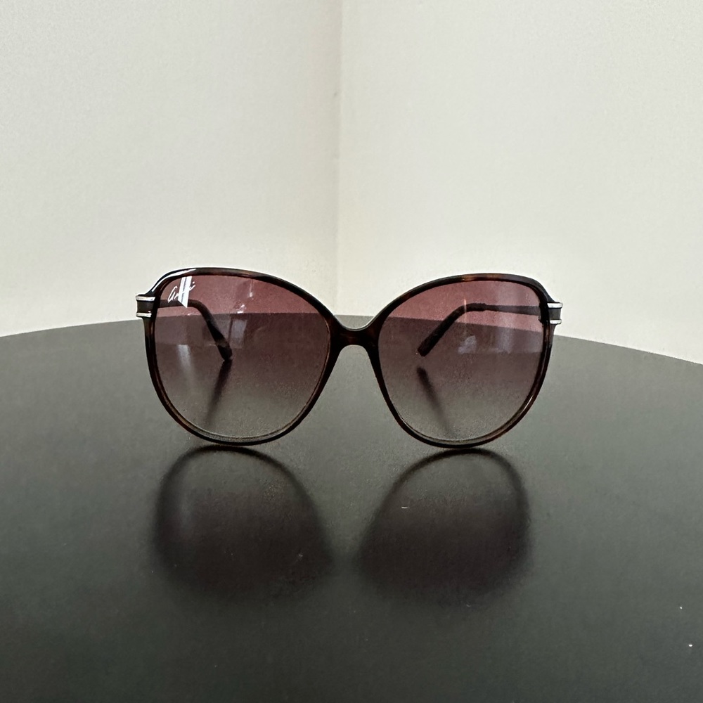 Gucci Oversized Round Sunglasses in Dark Brown with Gradient Smoke Lenses